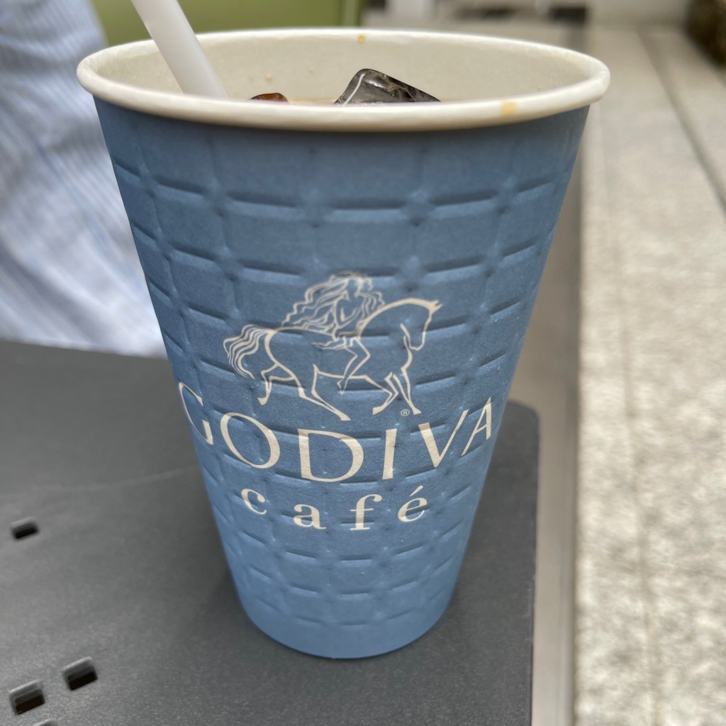 ユーザーが投稿したコーヒーの写真 - 実際訪問したユーザーが直接撮影して投稿した日本橋カフェGODIVA cafe Nihonbashiの写真