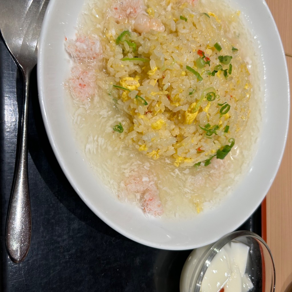 ユーザーが投稿した蟹あんかけ炒飯セットの写真 - 実際訪問したユーザーが直接撮影して投稿した白鳥町上海料理上海湯包小館 イオンモール豊川店の写真