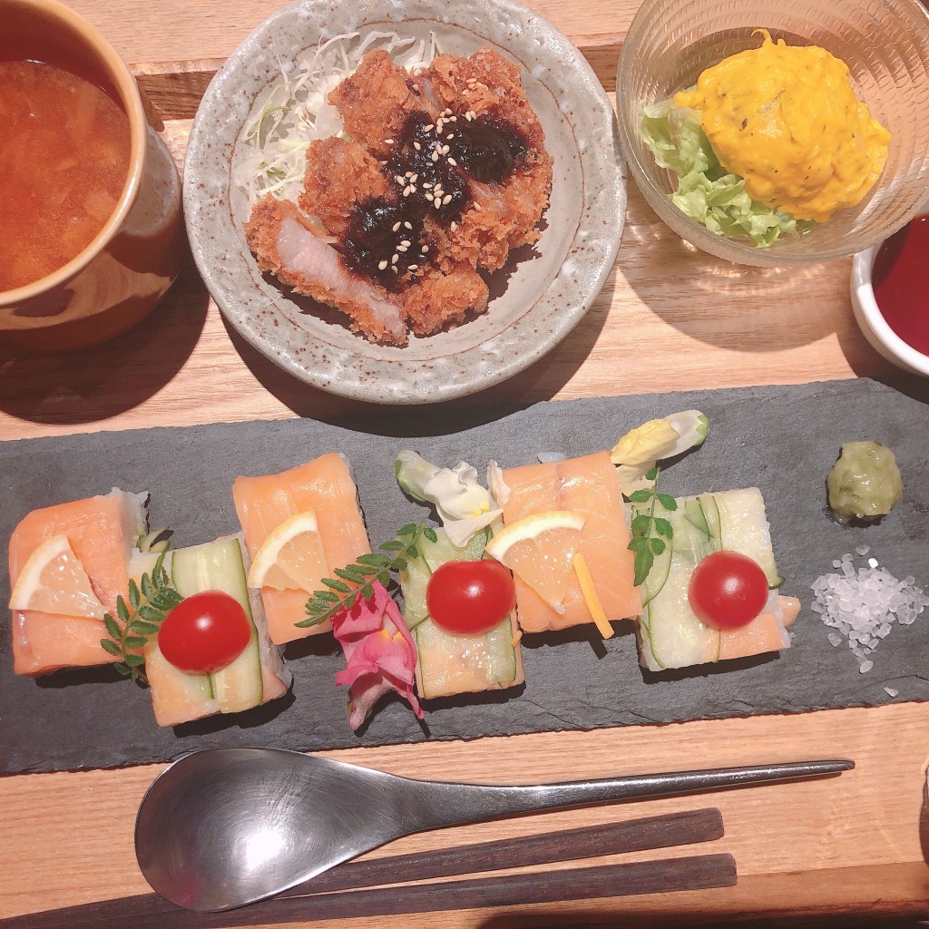 himikya_nさんが投稿した本新町カフェのお店カフェ TSUKUMO食堂 豊田本店/ツクモの写真