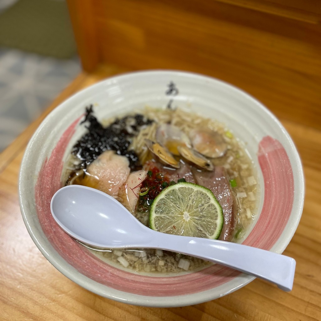 ユーザーが投稿した背脂ラーメン(しょうゆ)の写真 - 実際訪問したユーザーが直接撮影して投稿した中央ラーメン専門店ラーメン居酒屋 あんずの写真