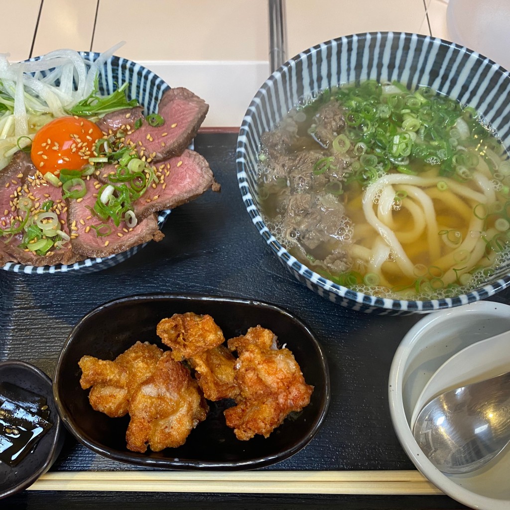 ユーザーが投稿した熟成神戸牛すじ丼御膳 熟成神戸牛ローストビーフ丼&熟成神戸牛ミニ肉うどんの写真 - 実際訪問したユーザーが直接撮影して投稿した土生町うどんうどんば しんの写真