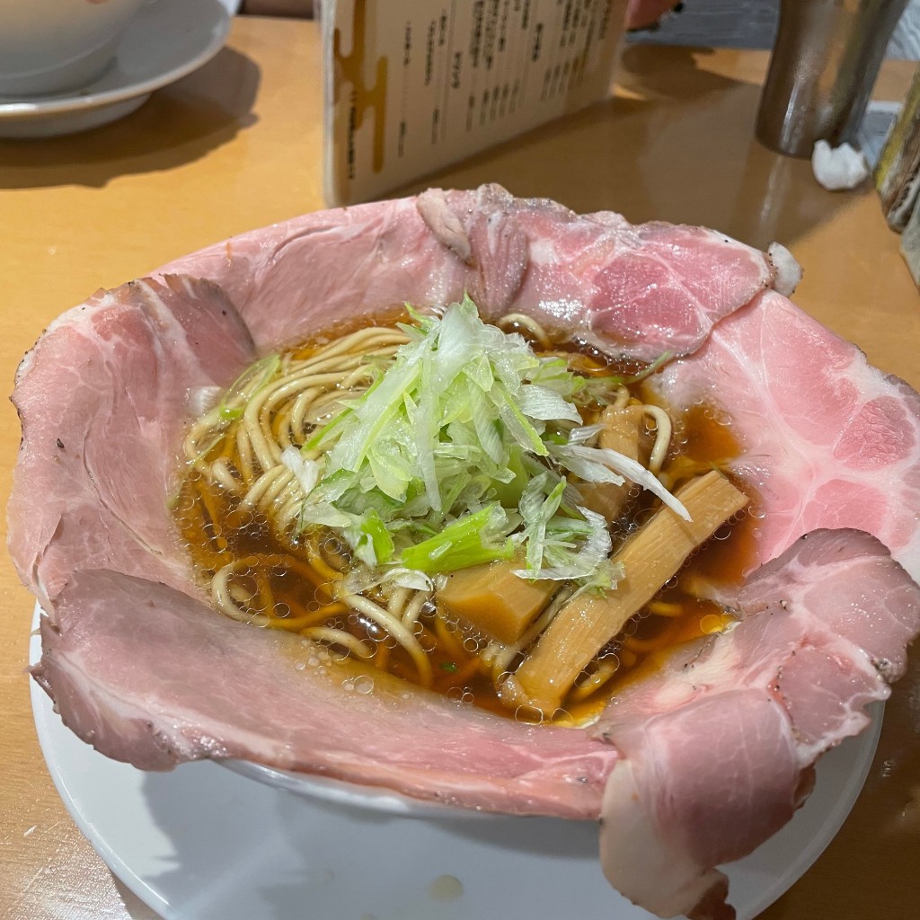 バッカモーンさんが投稿した加納町ラーメン専門店のお店ラーメン大戦争 三宮店の写真