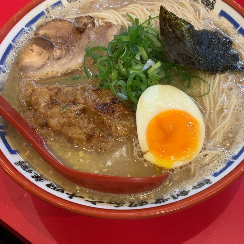 ユーザーが投稿した特製ラーメンの写真 - 実際訪問したユーザーが直接撮影して投稿した石田ラーメン専門店一骨家 宇佐店の写真