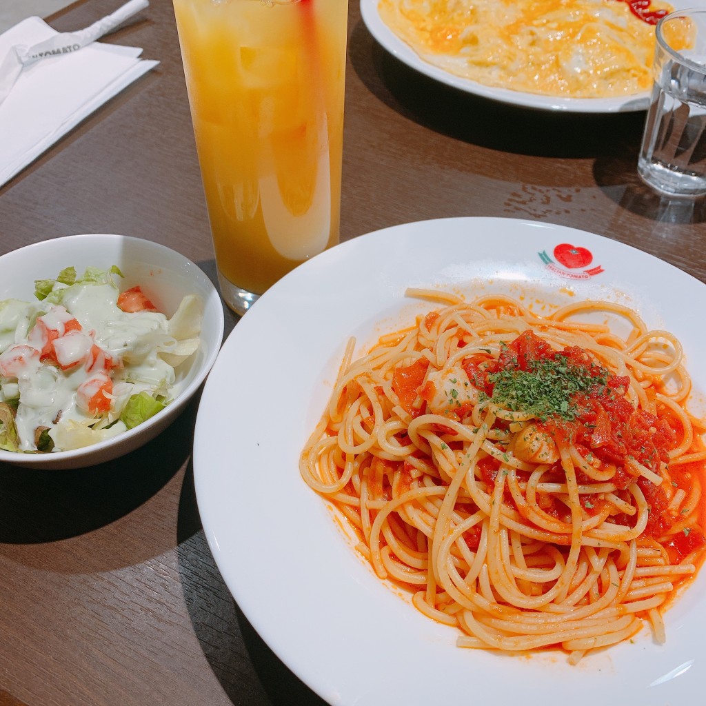 ユーザーが投稿した日替わりランチ、海老と小柱のトマトソースの写真 - 実際訪問したユーザーが直接撮影して投稿した長堂イタリアンイタリアン・トマト カフェ ロンモール布施店の写真