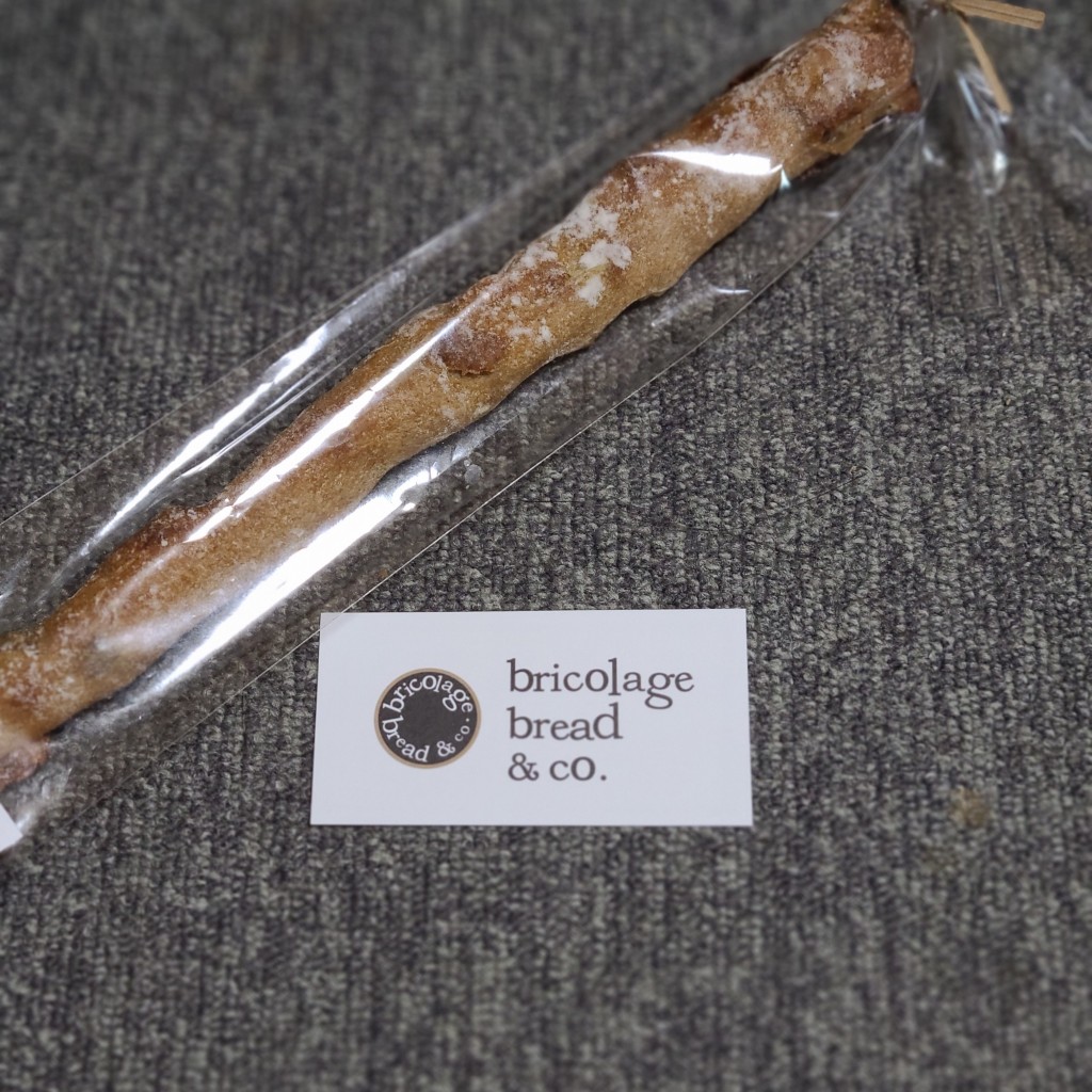 ユーザーが投稿したいぶりがっこのバトンの写真 - 実際訪問したユーザーが直接撮影して投稿した六本木ベーカリーBricolage bread & co.の写真