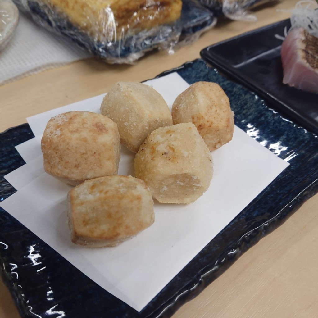 ユーザーが投稿した里芋の唐揚げの写真 - 実際訪問したユーザーが直接撮影して投稿した弁天通立ち飲み / 角打ち立ち飲み処 桂の写真