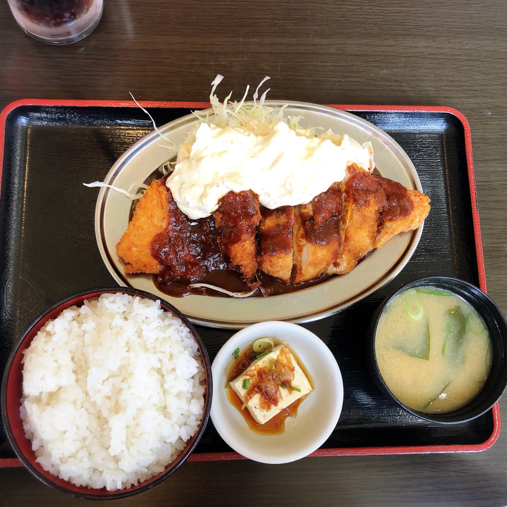 ユーザーが投稿したタルタルチキンカツ定食の写真 - 実際訪問したユーザーが直接撮影して投稿した河芸町中瀬からあげ笑旨からあげ富や xxの写真