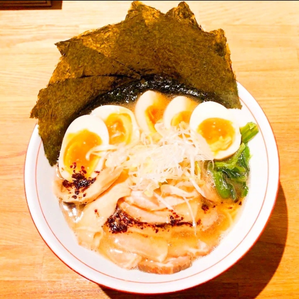 実際訪問したユーザーが直接撮影して投稿した鷹番ラーメン / つけ麺濃厚鶏白湯つけ麺しょうき 学芸大学前店の写真