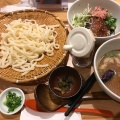 豚肉胡麻ダレうどん - 実際訪問したユーザーが直接撮影して投稿した堀川町定食屋おぼんdeごはん ラゾーナ川崎プラザ店の写真のメニュー情報