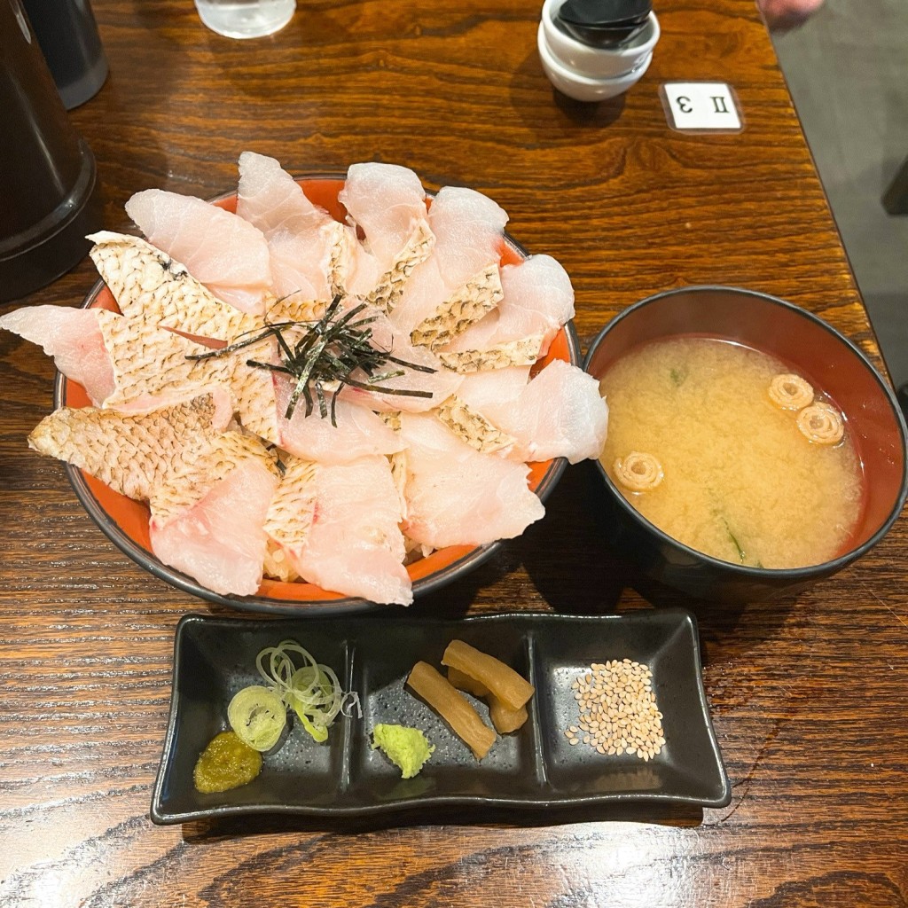 にてのさんが投稿した青草町魚介 / 海鮮料理のお店刺身屋/さしみやの写真