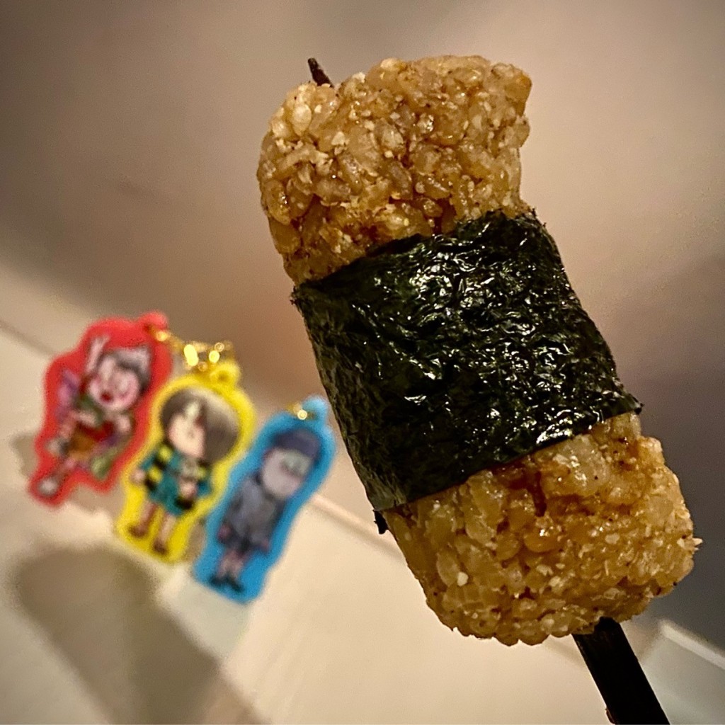 ユーザーが投稿した焼きおにぎり串の写真 - 実際訪問したユーザーが直接撮影して投稿した千駄木焼鳥串焼 とくりの写真