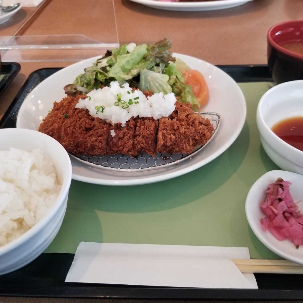 ユーザーが投稿した国産豚のロースかつ膳の写真 - 実際訪問したユーザーが直接撮影して投稿した神戸空港洋食神戸洋食キッチンの写真