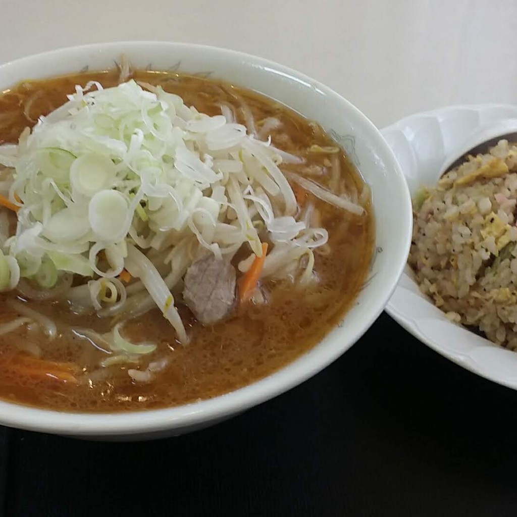 実際訪問したユーザーが直接撮影して投稿した平上荒川ラーメン / つけ麺らーめん亭の写真