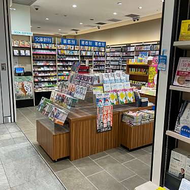 実際訪問したユーザーが直接撮影して投稿した千駄ヶ谷書店 / 古本屋bookshelf NEWoMan新宿店の写真