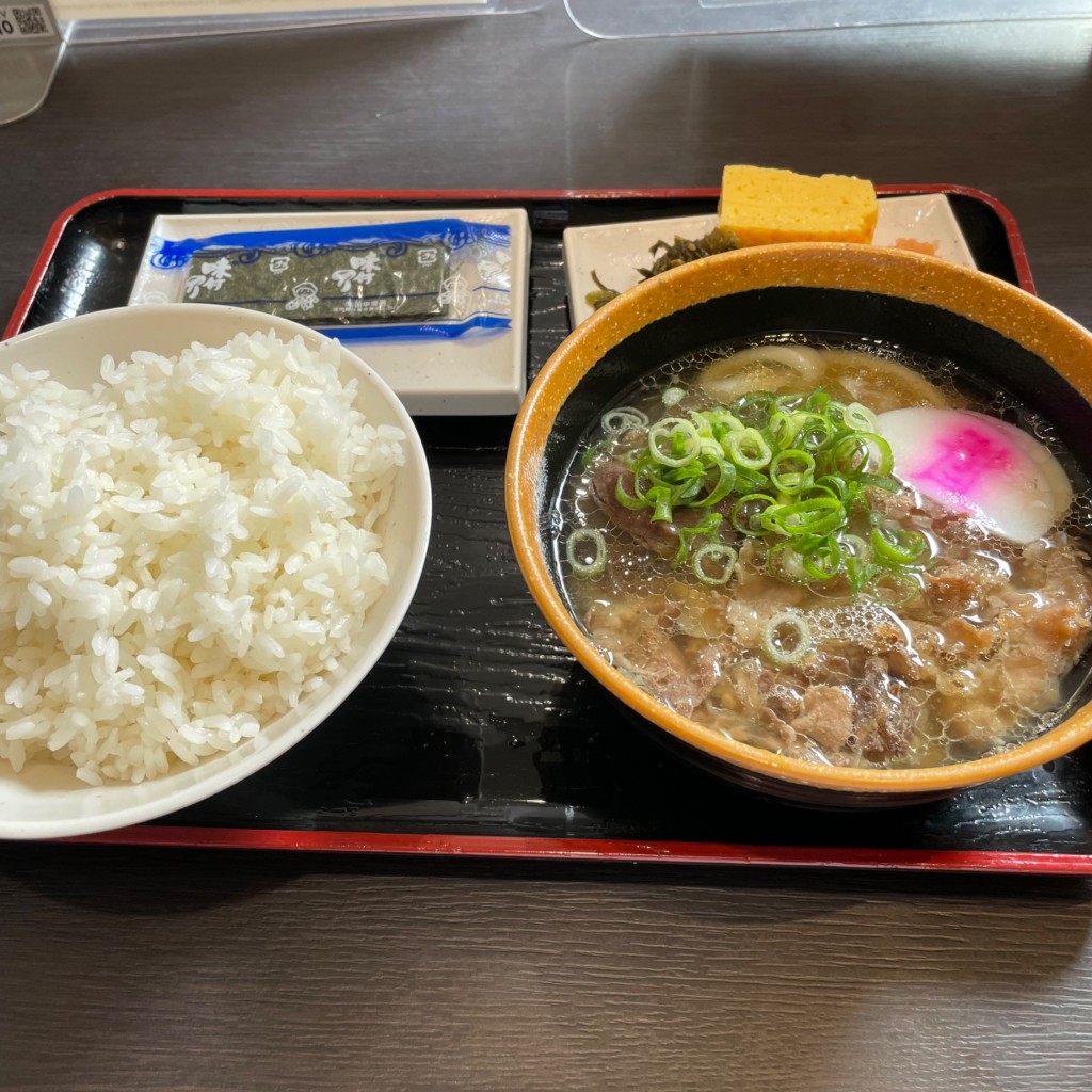 ユーザーが投稿した肉うどん定食の写真 - 実際訪問したユーザーが直接撮影して投稿した原うどん資さんうどん 原店の写真