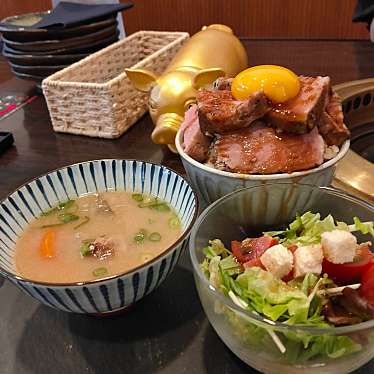 実際訪問したユーザーが直接撮影して投稿した諏訪焼肉一本屋 豊川本店の写真