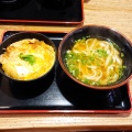 玉子丼セット - 実際訪問したユーザーが直接撮影して投稿した片縄東うどん麺や ほり野の写真のメニュー情報