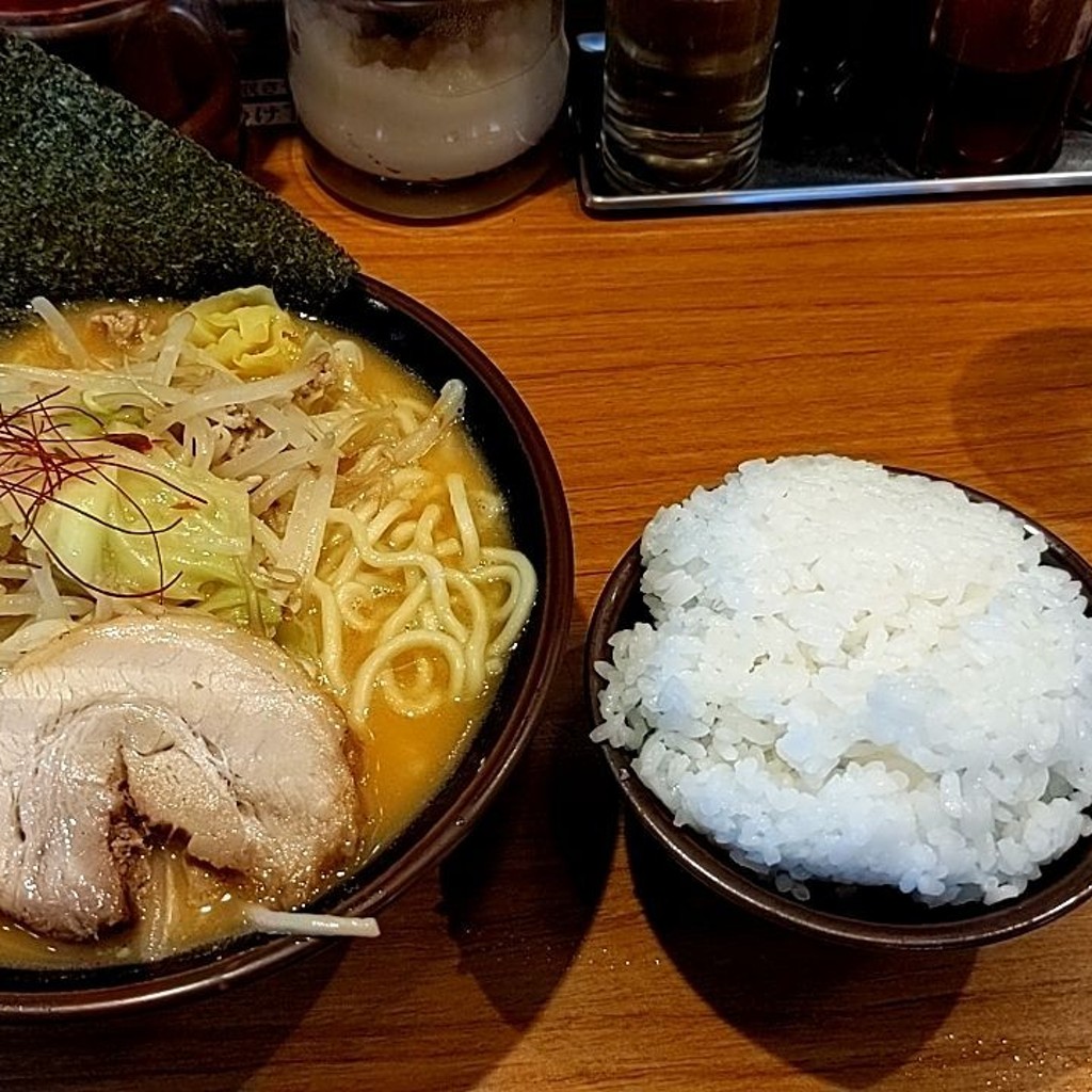 ユーザーが投稿した味噌ラーメンの写真 - 実際訪問したユーザーが直接撮影して投稿した猪子町ラーメン / つけ麺たくみ家 牛久店の写真