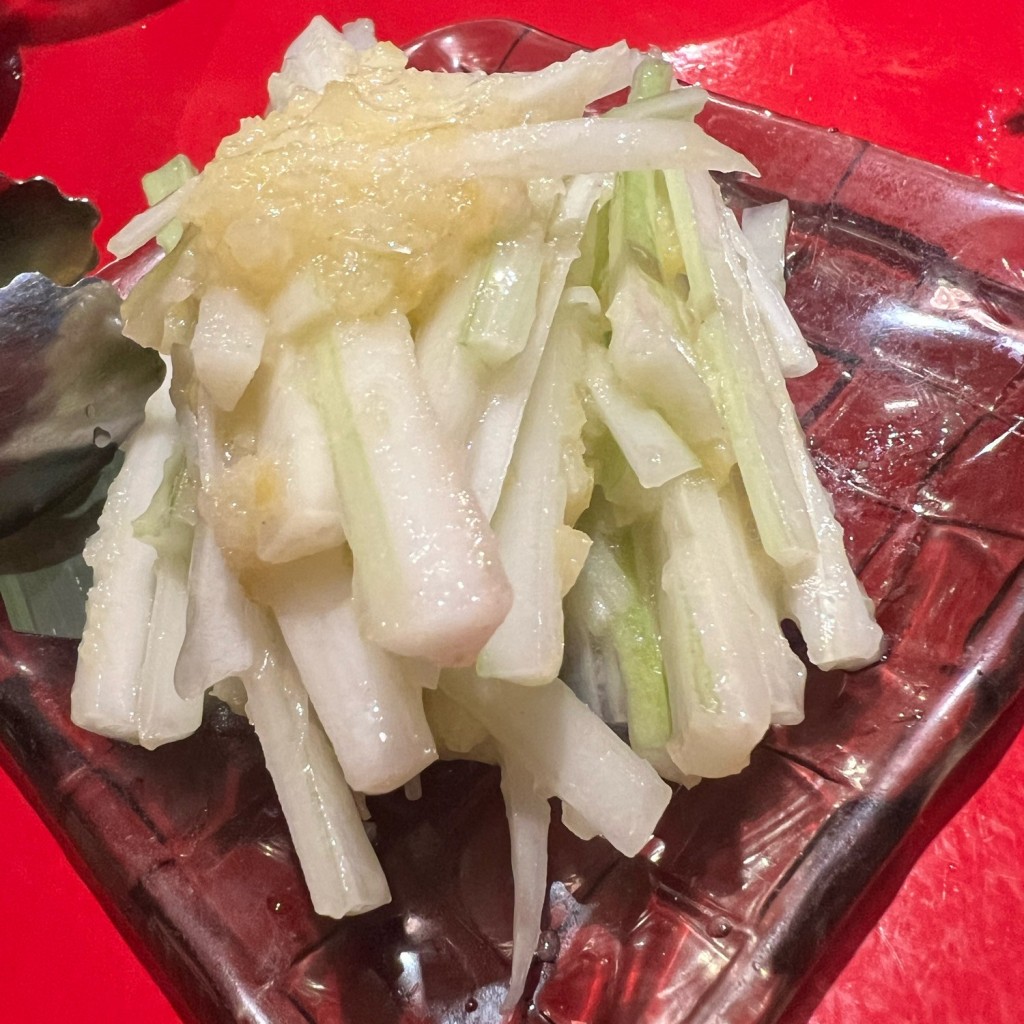 ユーザーが投稿したセロリの発酵塩レモン添えの写真 - 実際訪問したユーザーが直接撮影して投稿した恵比寿南火鍋中村 玄の写真