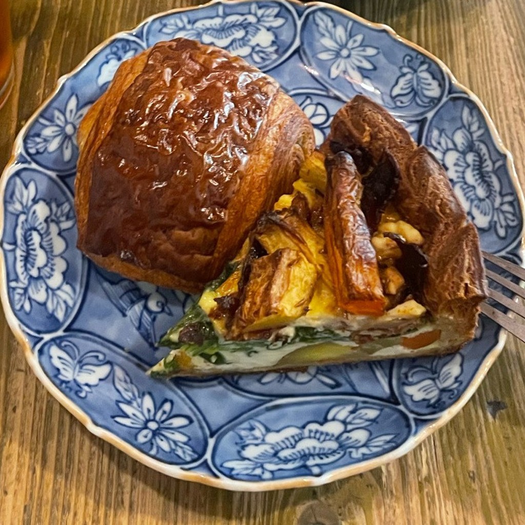 ユーザーが投稿した人参のキッシュの写真 - 実際訪問したユーザーが直接撮影して投稿した六本木ベーカリーBricolage bread & co.の写真