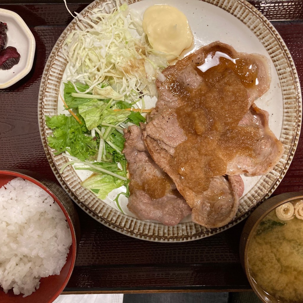 ユーザーが投稿した生姜焼き定食の写真 - 実際訪問したユーザーが直接撮影して投稿した緑町居酒屋菊松食堂の写真