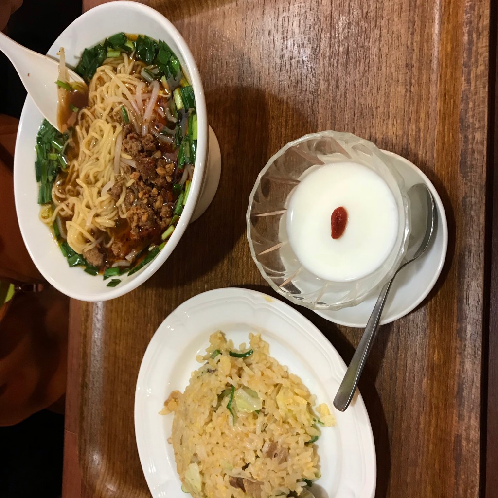 ユーザーが投稿した台湾麺半炒飯の写真 - 実際訪問したユーザーが直接撮影して投稿した下鶴間中華料理王記厨房 大和店の写真