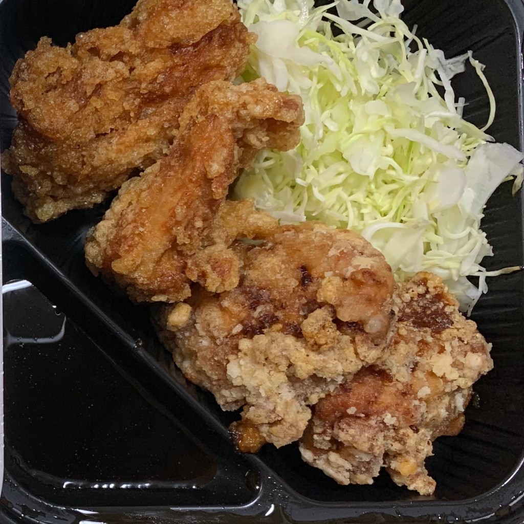 ユーザーが投稿した合盛り弁当(にんにく)の写真 - 実際訪問したユーザーが直接撮影して投稿した柳町からあげからやま 門真柳町店の写真