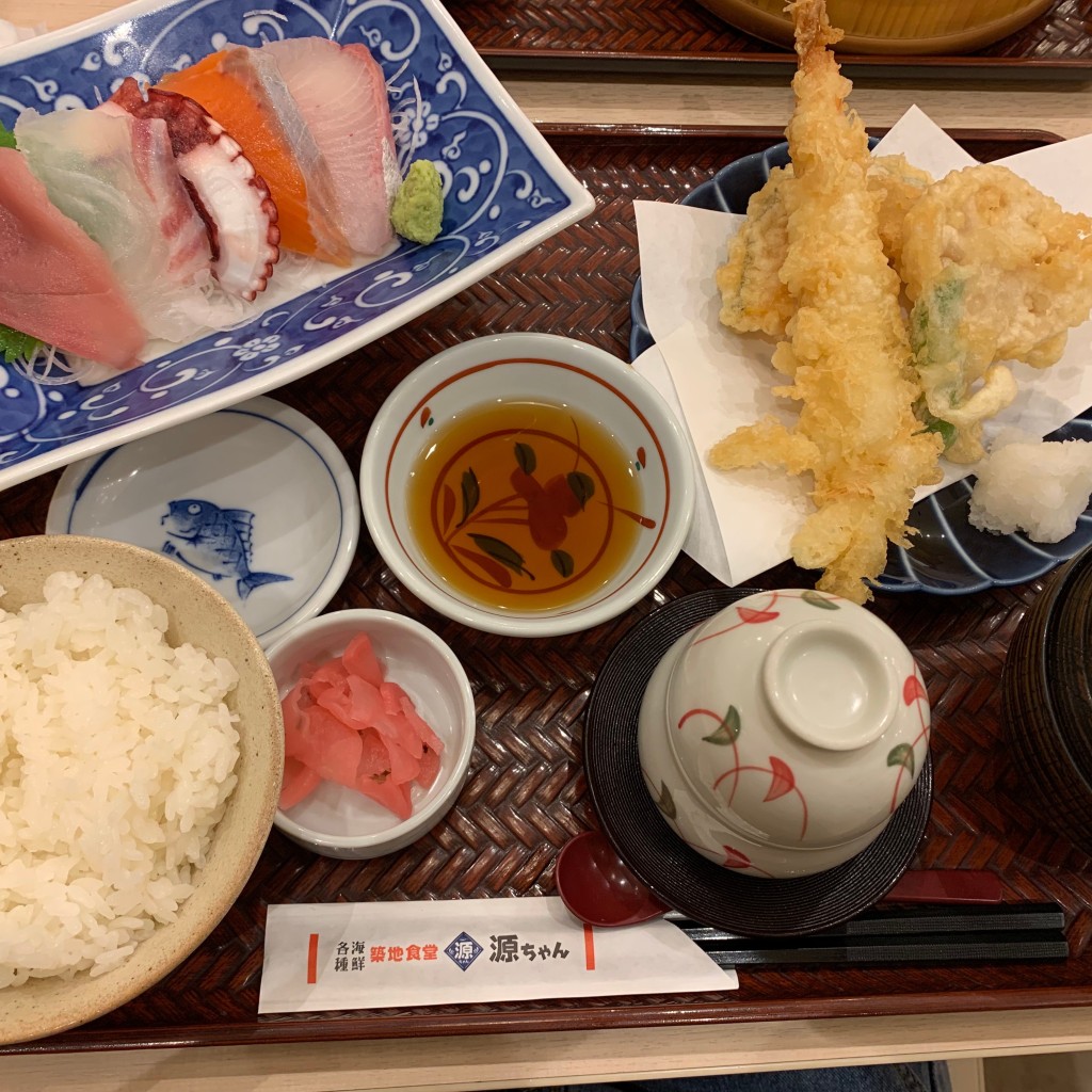 ユーザーが投稿した天ぷら刺身御膳の写真 - 実際訪問したユーザーが直接撮影して投稿した酒殿定食屋築地食堂源ちゃん イオンモール福岡店の写真
