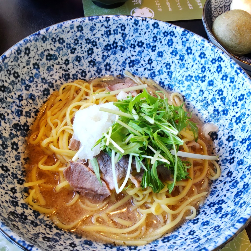 ユーザーが投稿したLunch豚しゃぶ梅肉の写真 - 実際訪問したユーザーが直接撮影して投稿した川井町和カフェ / 甘味処ニーニャニーニョ 桜小町 松阪店の写真