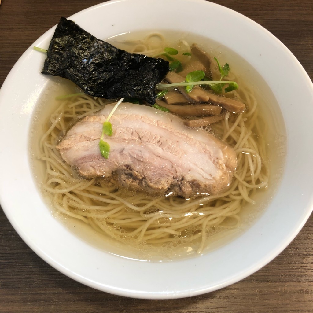 ユーザーが投稿した白醤油ラーメンの写真 - 実際訪問したユーザーが直接撮影して投稿した遠藤ラーメン / つけ麺らーめん夢中の写真