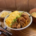 筍の親子丼 - 実際訪問したユーザーが直接撮影して投稿した御成町定食屋筍の写真のメニュー情報