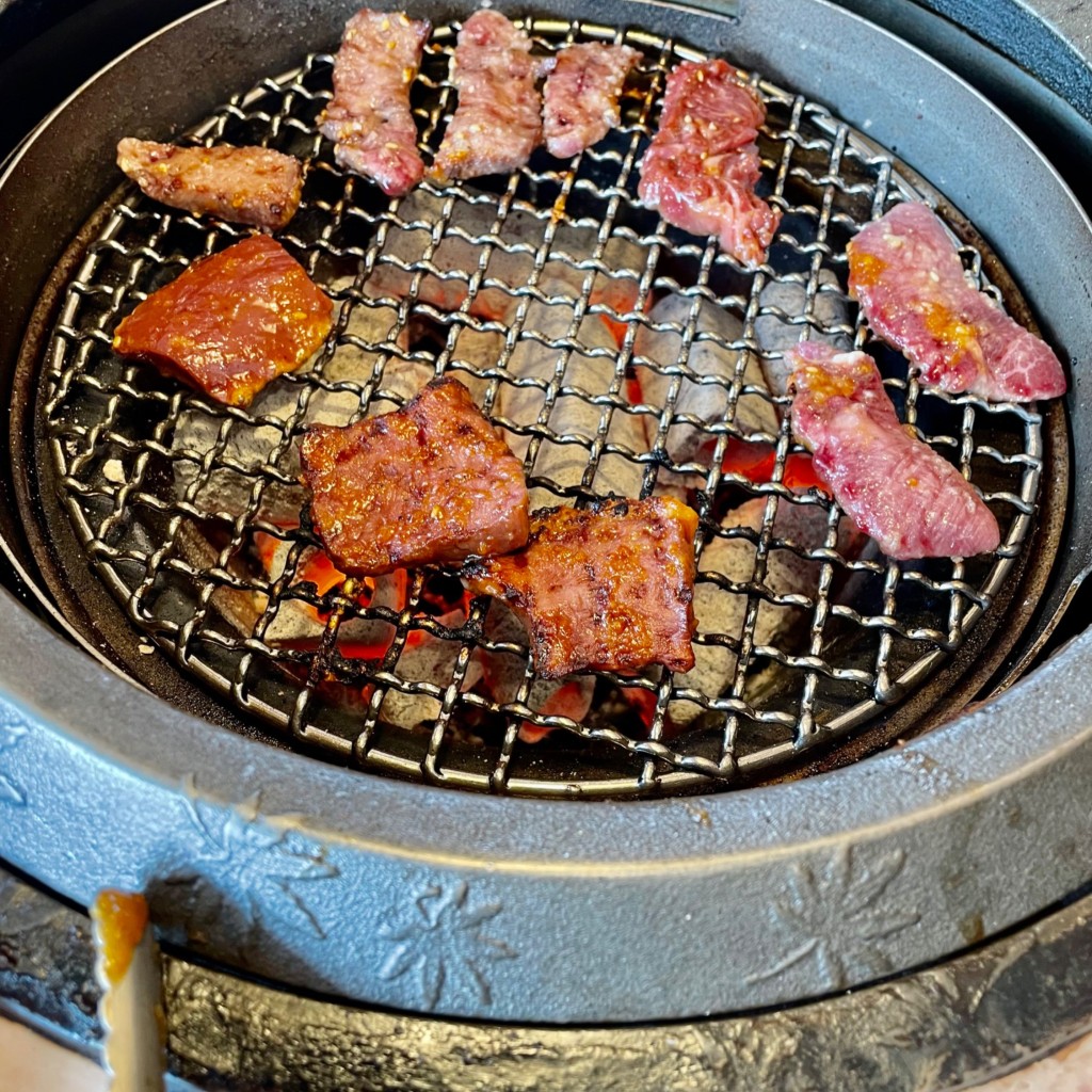 ユーザーが投稿したミックス定食の写真 - 実際訪問したユーザーが直接撮影して投稿した東越谷肉料理味道苑 東越谷店の写真