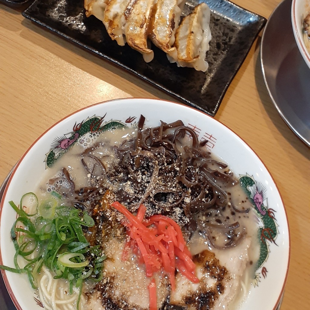 なついるかさんが投稿した綣ラーメン / つけ麺のお店博多麺道楽/ハカタメンドウラクの写真