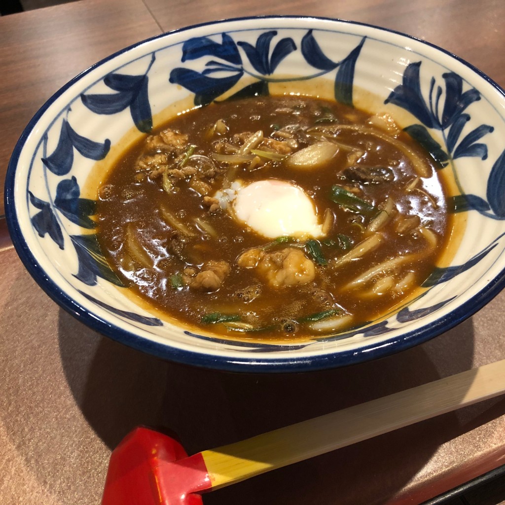 ユーザーが投稿した牛すじカレーの写真 - 実際訪問したユーザーが直接撮影して投稿した東園田町うどん釜楽うどん 三心の写真