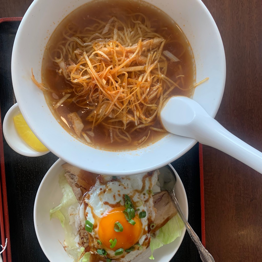 ユーザーが投稿したラーメンセットの写真 - 実際訪問したユーザーが直接撮影して投稿した大津台湾料理台湾料理 シンオウの写真