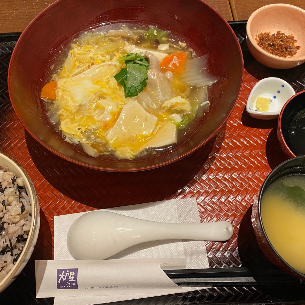 ユーザーが投稿した手造り豆腐とチキンのトロトロ煮の写真 - 実際訪問したユーザーが直接撮影して投稿した壺川定食屋大戸屋 壺川店の写真