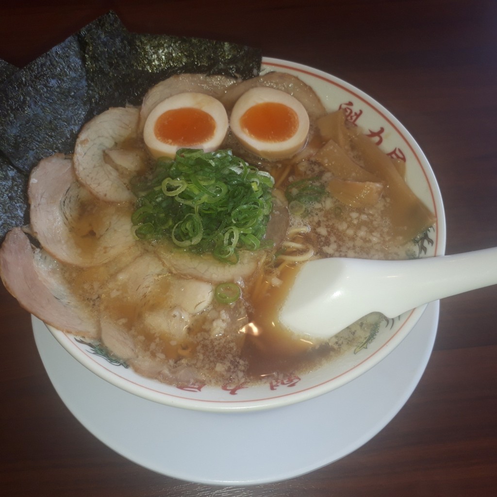 ユーザーが投稿した全部のせ醤油ラーメンの写真 - 実際訪問したユーザーが直接撮影して投稿した小泉ラーメン専門店ラーメン魁力屋 富士宮店の写真