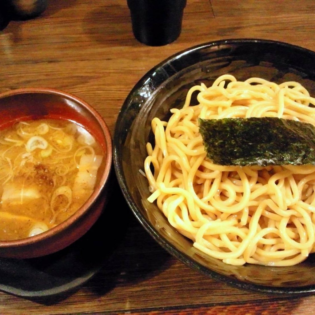 24時間たたかえますかさんが投稿した曾根崎ラーメン / つけ麺のお店つけ麺処つぼや 梅田店/つけめんどころつぼや うめだてんの写真