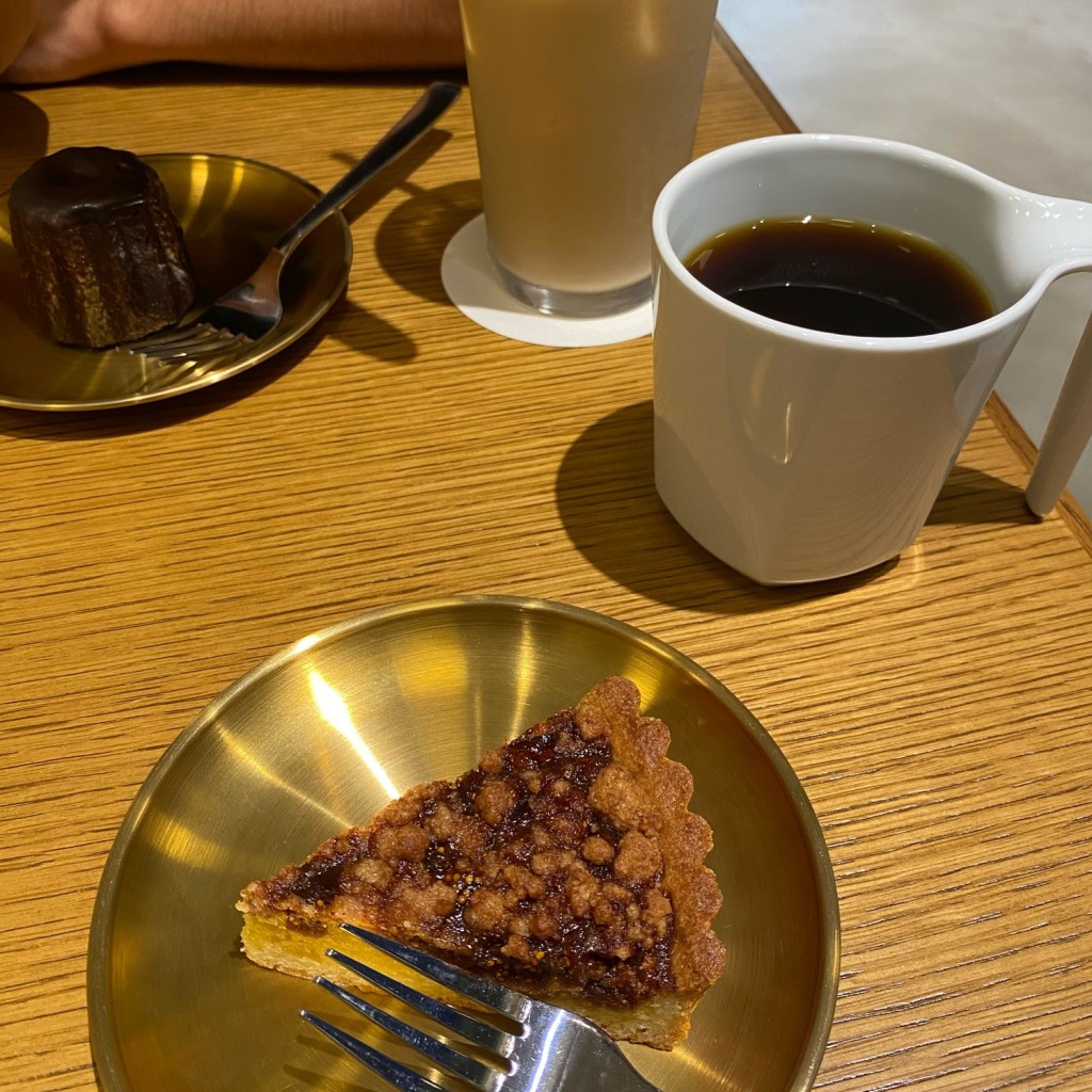 K41Oさんが投稿した箱崎ケーキのお店9we cake+coffee/キュウイ ケーキトコーヒーの写真