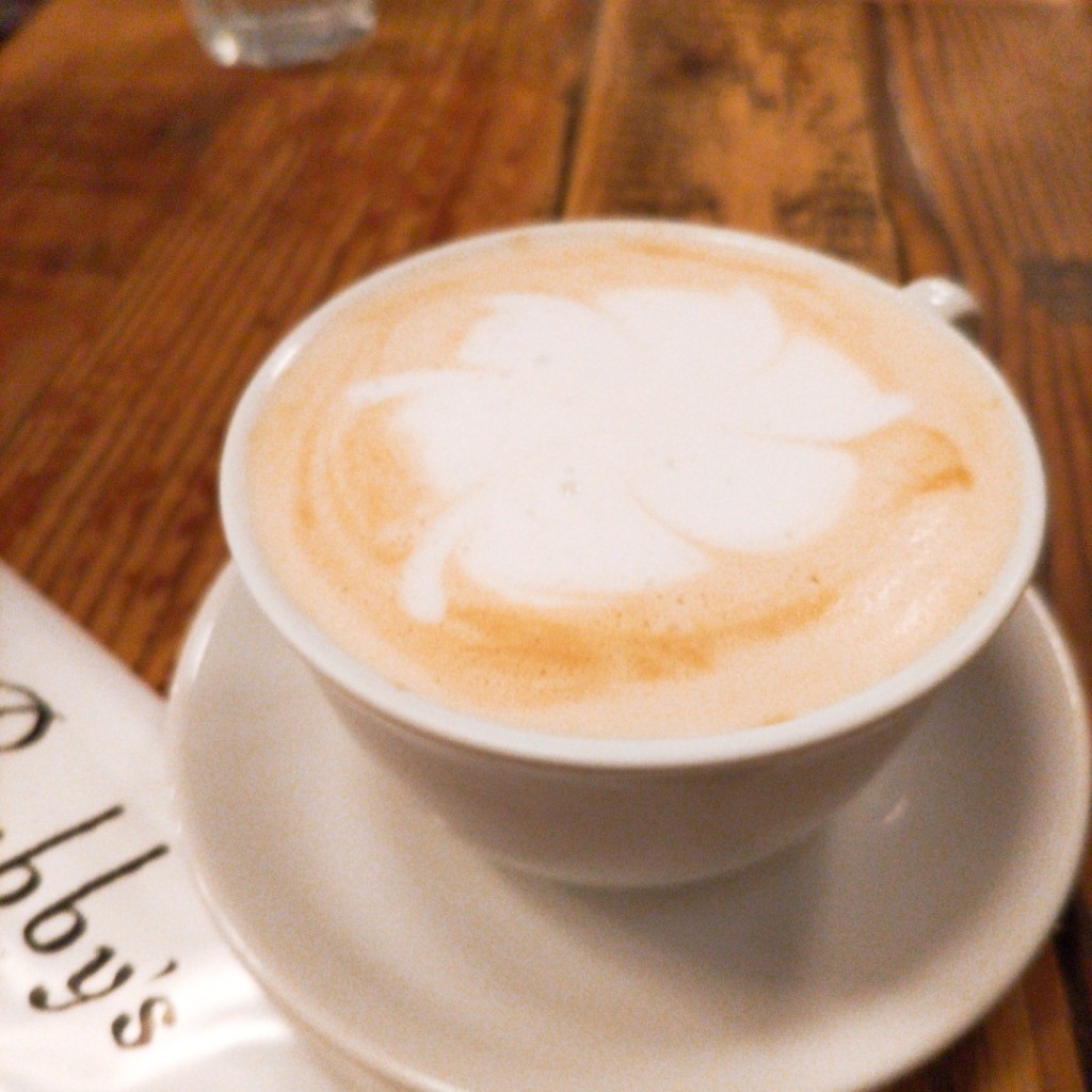 ユーザーが投稿したCAFE LATTEの写真 - 実際訪問したユーザーが直接撮影して投稿したみなとみらいカフェバビーズ ランドマークプラザの写真