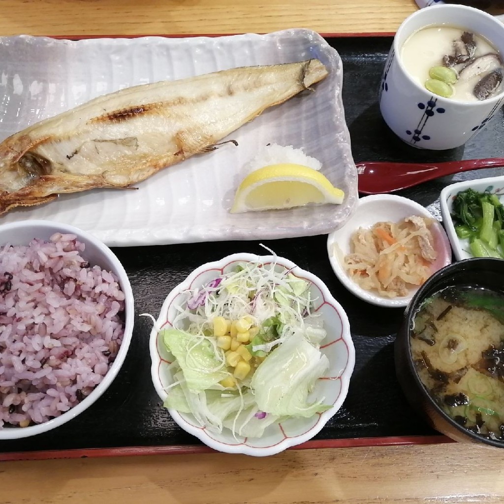 ユーザーが投稿したほっけ彩り膳の写真 - 実際訪問したユーザーが直接撮影して投稿した保和食 / 日本料理和食れすとらん 天狗 吉川店の写真