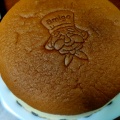 チーズケーキ - 実際訪問したユーザーが直接撮影して投稿した栄町ベーカリー焼きたてチーズケーキのお店 アミーゴ 三重津店の写真のメニュー情報