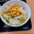 生野菜サラダ - 実際訪問したユーザーが直接撮影して投稿した南牛丼吉野家 牛久南店の写真のメニュー情報