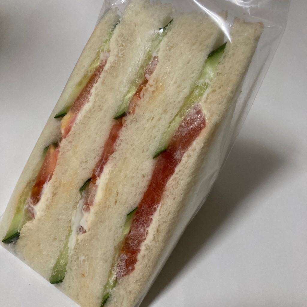 ユーザーが投稿した野菜サンドの写真 - 実際訪問したユーザーが直接撮影して投稿した相之川ベーカリーニキベーカリー 南行徳店の写真