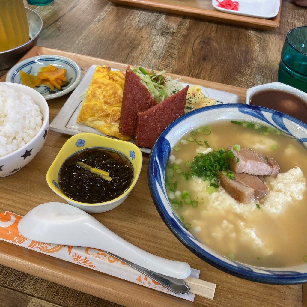 ユーザーが投稿したゆし豆腐定食の写真 - 実際訪問したユーザーが直接撮影して投稿した首里鳥堀町定食屋ななほし食堂の写真