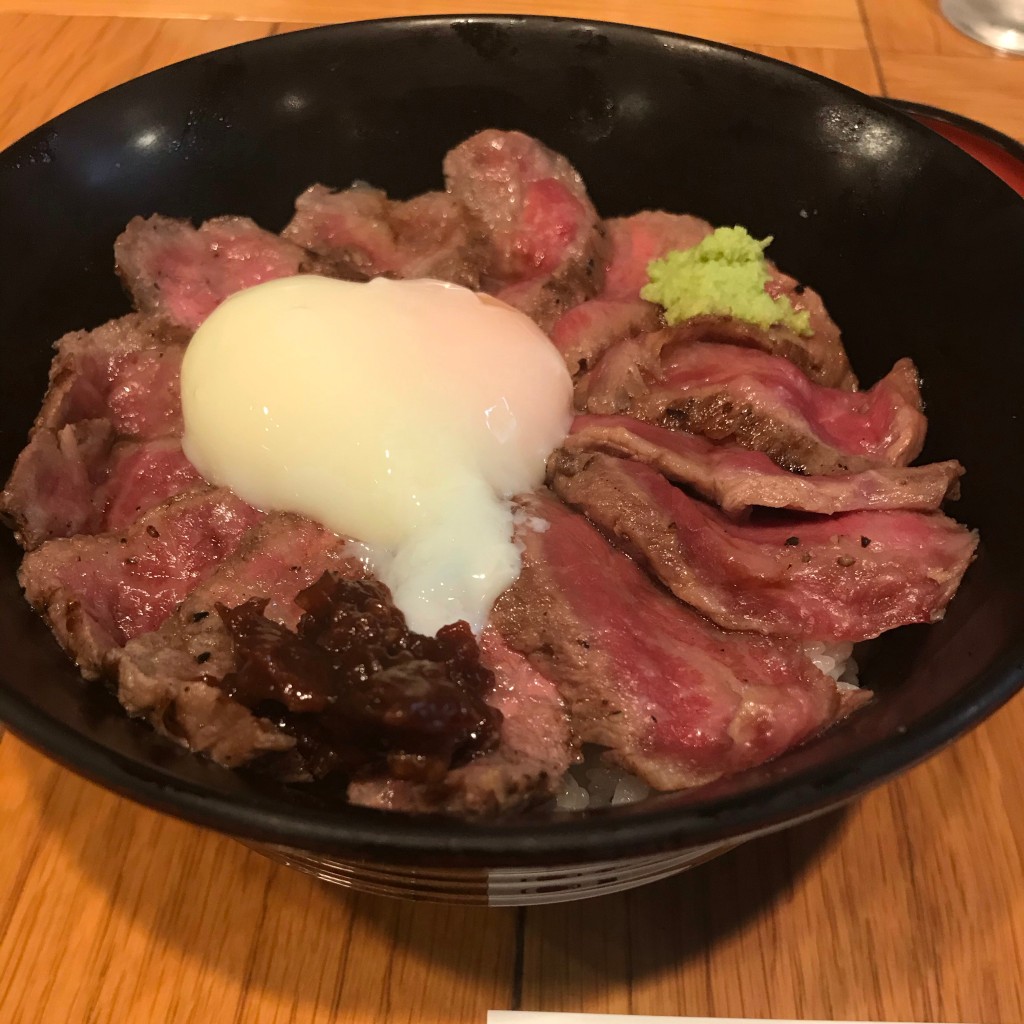 ユーザーが投稿したあか牛丼の写真 - 実際訪問したユーザーが直接撮影して投稿した乙姫牛丼あか牛丼いわさきの写真