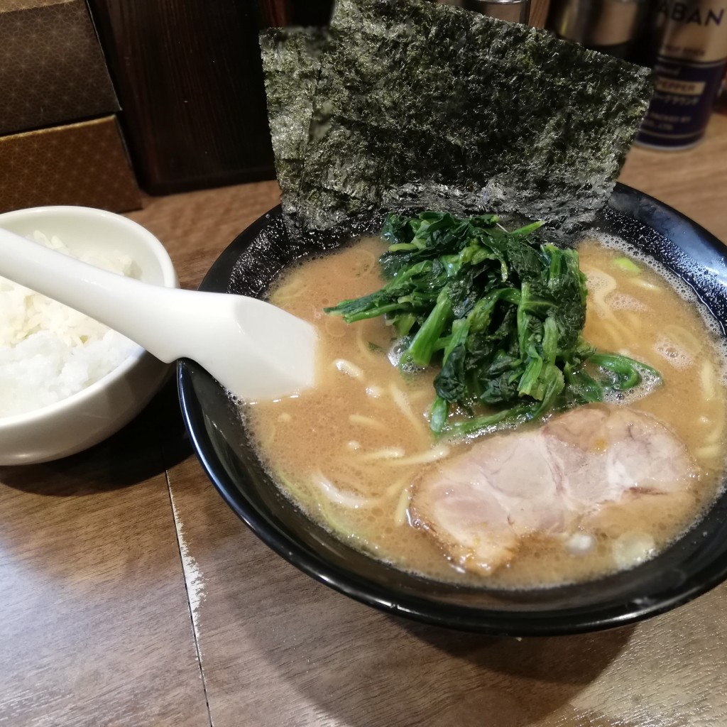 ユーザーが投稿したラーメンの写真 - 実際訪問したユーザーが直接撮影して投稿した高田馬場ラーメン専門店麺達うま家の写真