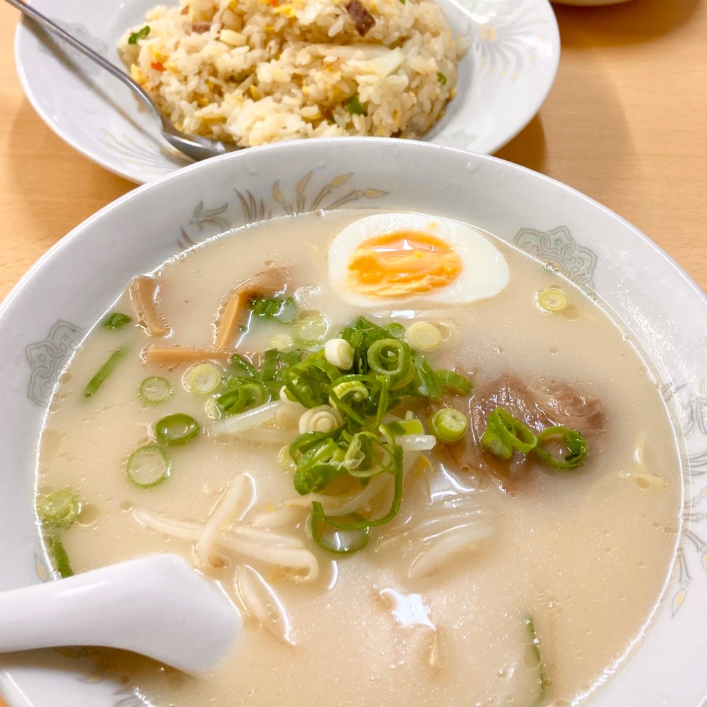 ユーザーが投稿したとんこつラーメンの写真 - 実際訪問したユーザーが直接撮影して投稿した上福岡町中華料理中国料理天山の写真