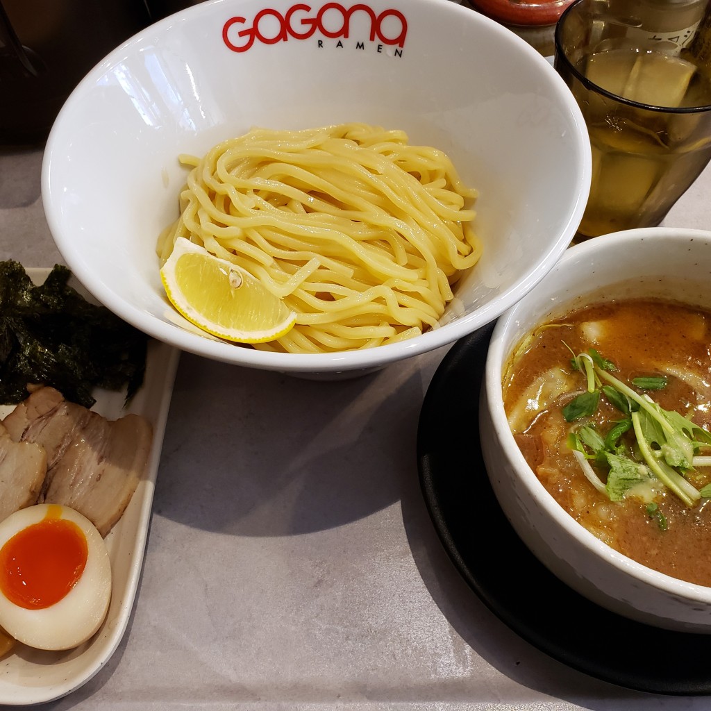 ユーザーが投稿したホルモンつけ麺+特製盛の写真 - 実際訪問したユーザーが直接撮影して投稿した宇田川町ラーメン / つけ麺GaGaNaラーメン 極 渋谷店の写真