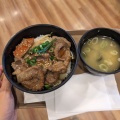 特上ラム丼 - 実際訪問したユーザーが直接撮影して投稿した美々ジンギスカン松尾ジンギスカン 新千歳空港フードコート店の写真のメニュー情報